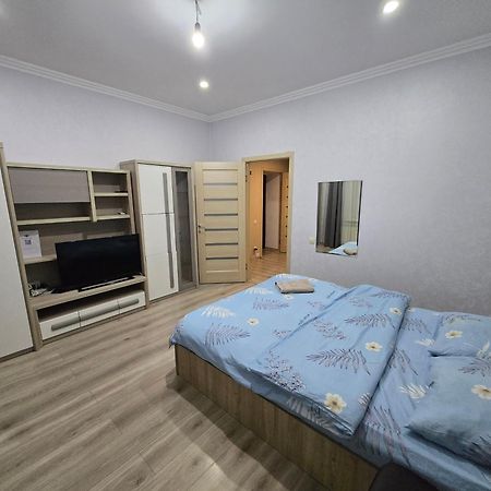 White New Apartments Ultracentral 2-Rooms In The Heart Chisinau Ngoại thất bức ảnh