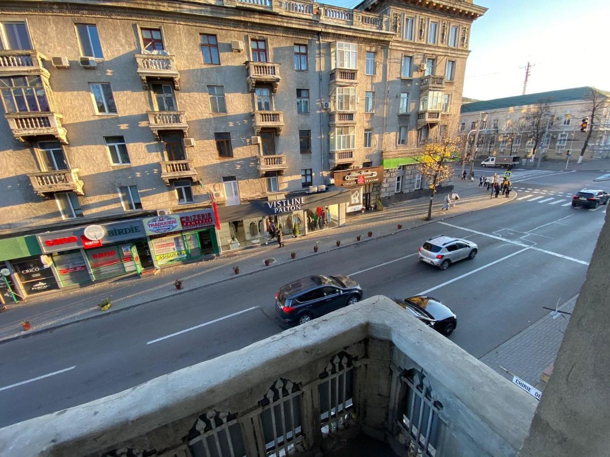 White New Apartments Ultracentral 2-Rooms In The Heart Chisinau Ngoại thất bức ảnh
