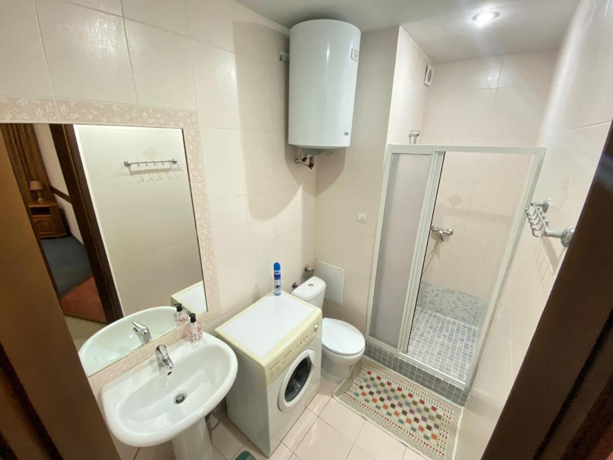 White New Apartments Ultracentral 2-Rooms In The Heart Chisinau Ngoại thất bức ảnh