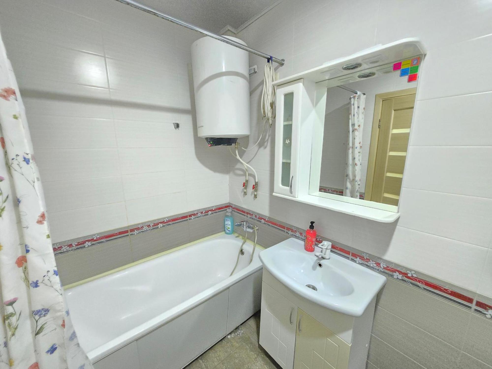 White New Apartments Ultracentral 2-Rooms In The Heart Chisinau Ngoại thất bức ảnh